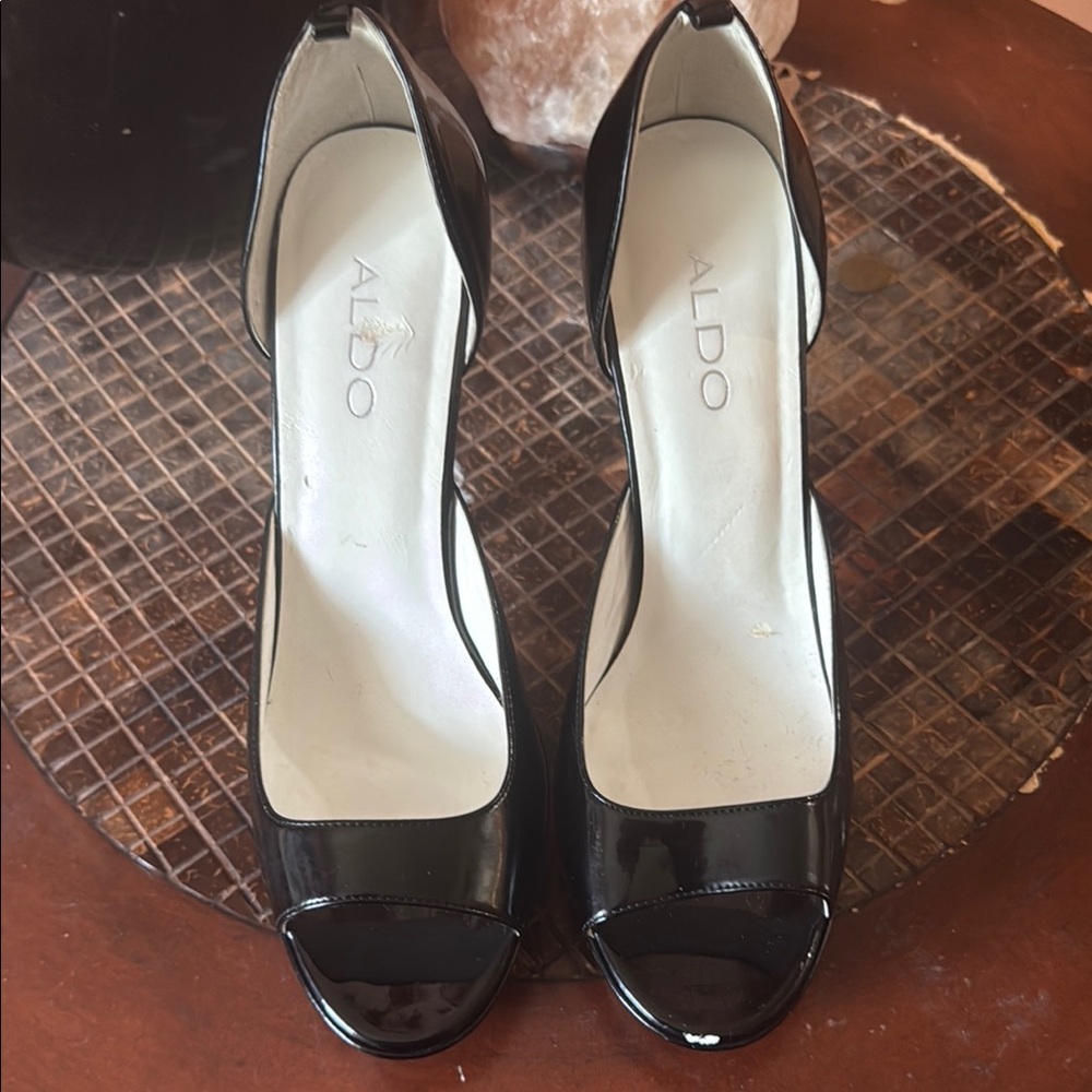 Aldo Black Patent Leather Heels Peep-Toe Pumps